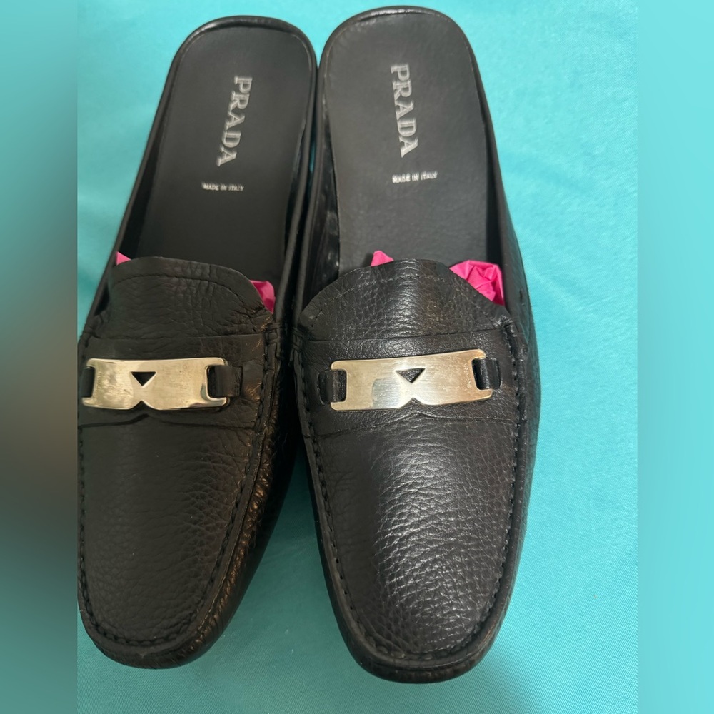 PRADA WOMEN’S VINTAGE BLACK GRAINED LEATHER MULES/SLIDES DRIVING SHOES, Size 39